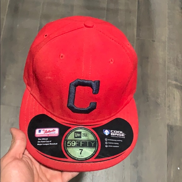 Red Cleveland hat - Picture 4 of 4